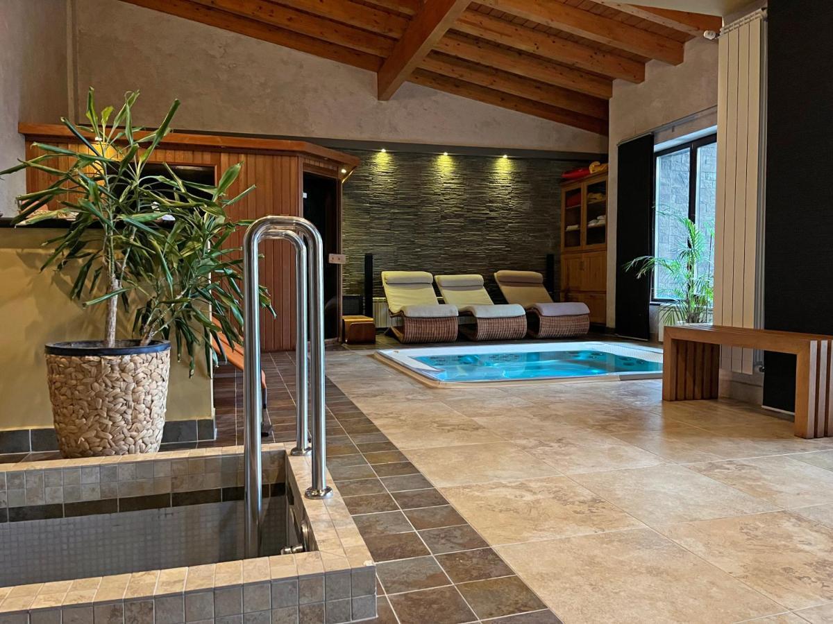 Bazalt Wellness Villa Harghita-Băi Exterior photo